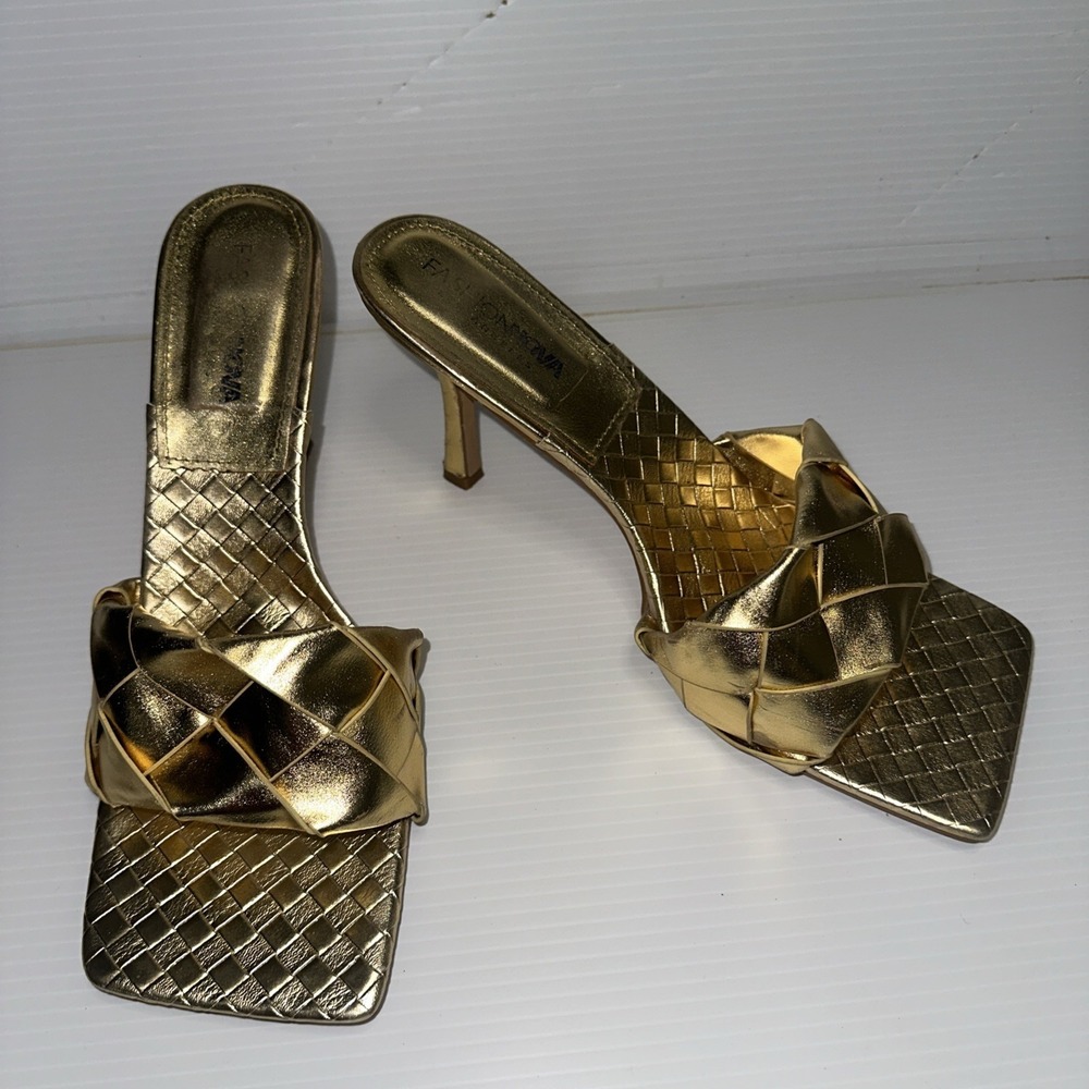 Fashion Nova Women Gold Braided Knot Square Toe Kitten Heel Mule Sandals slip On